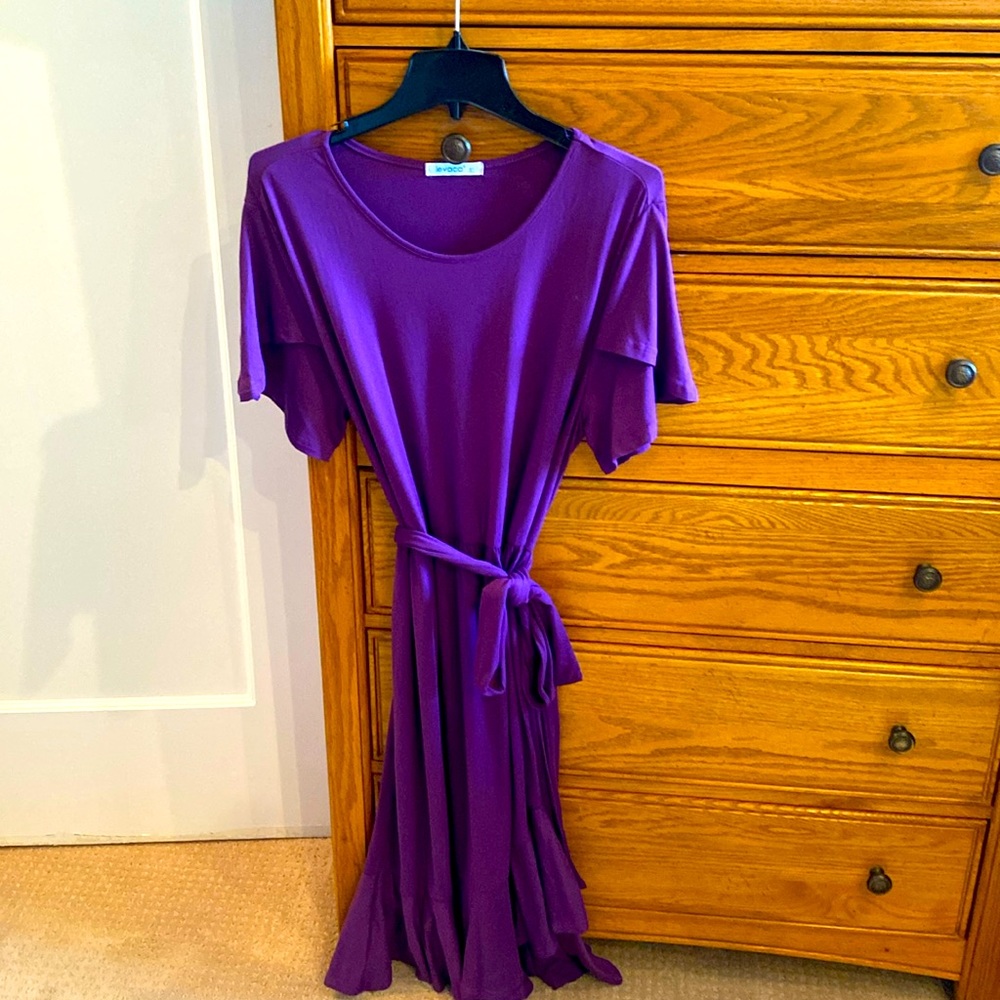 Amazon Dress: Levaca Women’s Plain Casual Flowy Short Sleeve Midi Dress